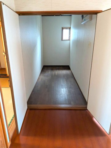 下島　中古住宅の収納|納戸