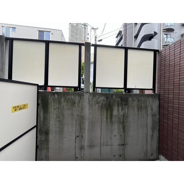 アーバンコート淵野辺壱番館のバルコニー|目隠しあり！