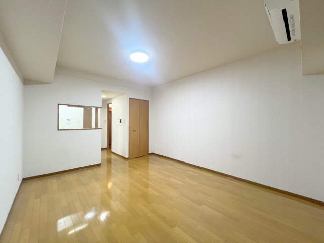 アーバンコート淵野辺壱番館の居間・リビング