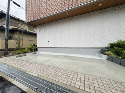 【駐車場】 | ラ　カーサ和