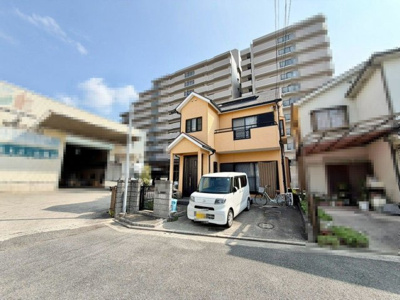 【外観】 | 堀上町　中古一戸建 | 和室ありますよ！イグサの香りで癒しの空間です！リビングに隣接しているので、お子様のお昼寝スペースにも良いですね♪