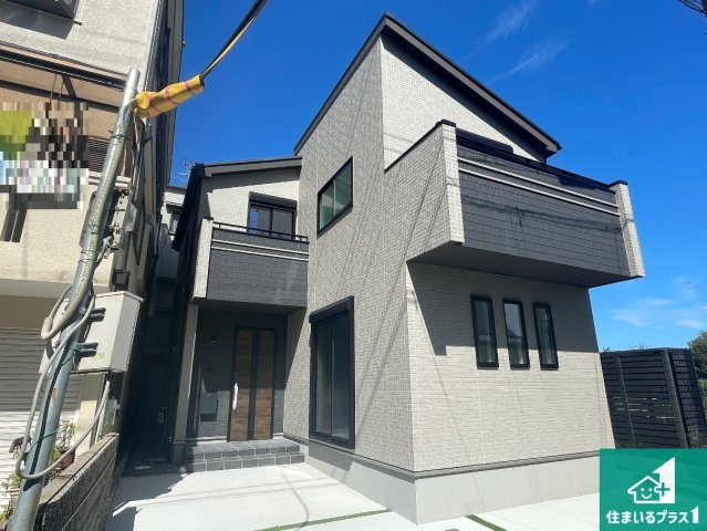 高槻市深沢本町　新築一戸建てのトイレ|シンプルなトイレは落ち着く空間！お手入れも簡単です！