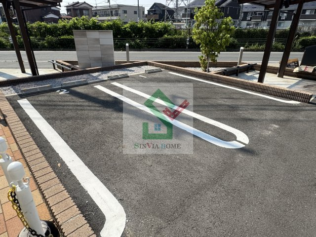 プリマヴェーラの駐車場