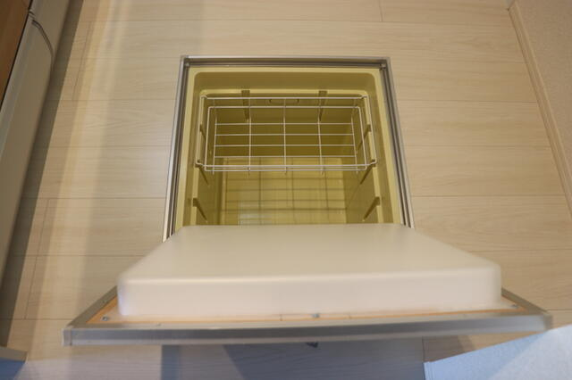 ドルフクレセント八番館の収納