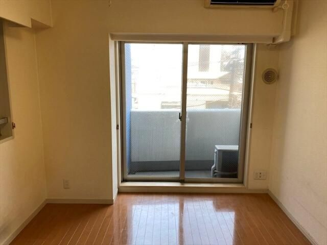 グランフォース横浜伊勢佐木町の居間・リビング