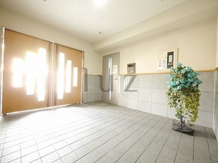 横浜市西区浅間町１丁目の賃貸マンションのロビー|管理の行き届いたエントランスです！
