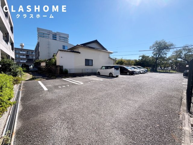 プリマヴェイラⅡの駐車場