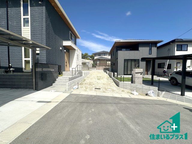 ●31(土)1(日)3(祝)現地案内可能！ 奈良市中山町西　限定1邸の前面道路含む現地写真|駅やスーパー、小学校・中学校等日常生活に欠かせない情報や道のりもご紹介いたしますのでお気軽にご相談ください。