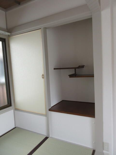 プラザ西原の和室