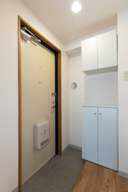 パセオ中野の玄関|※写真は同タイプ住戸です。