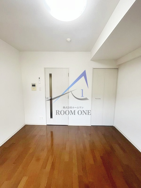 RISESTAGE MAGOMEの居間・リビング|洋室のお部屋です。