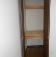 ジュネス東高円寺の収納