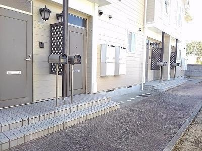 クールブラーシェＢのエントランス