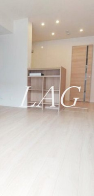 【居間・リビング】 | Ｗｈｉｔｅ　Ｏａｋ | 洋室のお部屋です。