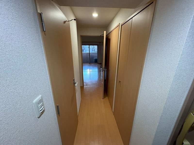 エグゼ浅草弐番館 の玄関