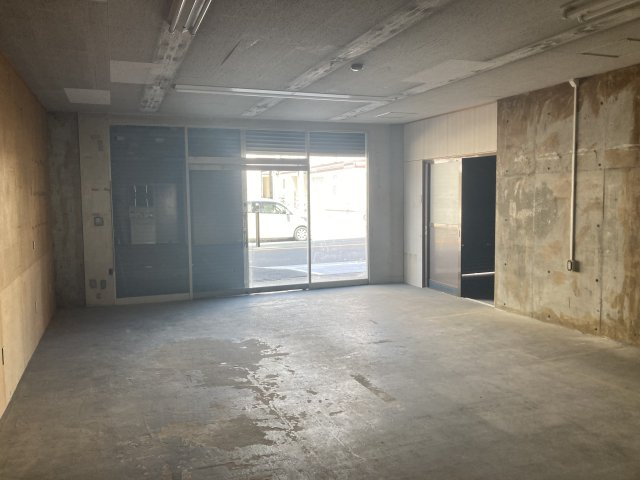 大阪市東淀川区豊里３丁目の店舗事務所の内装