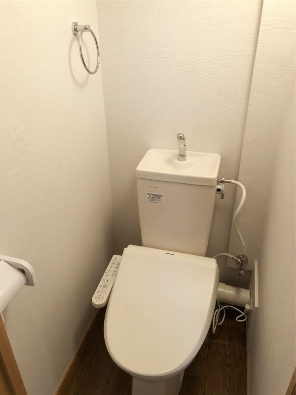 西東京市保谷町３丁目の賃貸マンションのトイレ