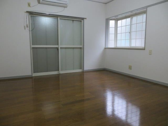 【居間・リビング】 | トミ　ハイツ