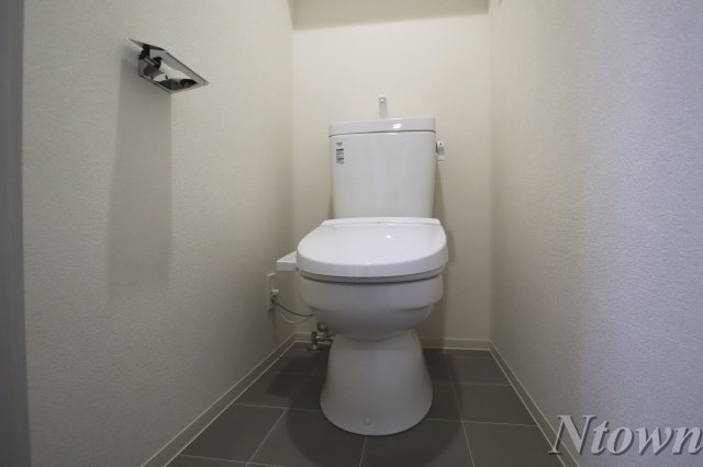 【トイレ】 | プレサンス名古屋ルーカス | シンプルで使いやすいトイレです