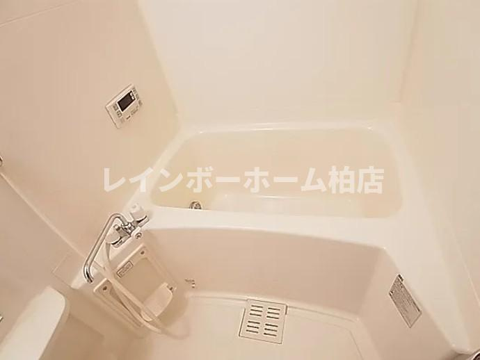 特典：仲介手数料が50％OFFです‼の浴室|追い焚き機能・浴室乾燥機があります