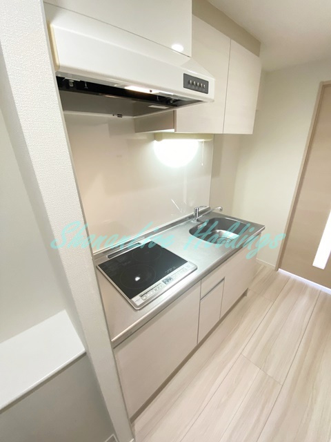 横浜市戸塚区戸塚町の賃貸マンションのキッチン|広々としたキッチンです♪