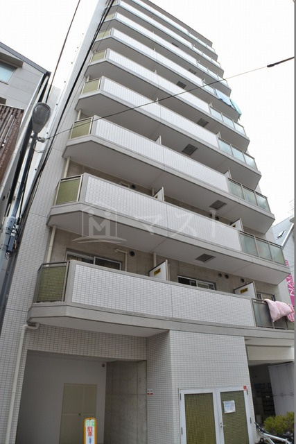 アクエルド新町の外観