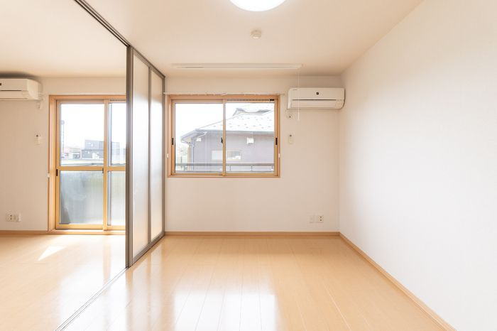 リビングタウン下新北町の洋室