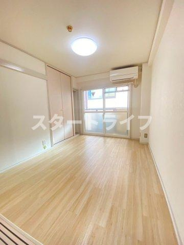 大阪市淀川区西中島３丁目の賃貸マンションの寝室