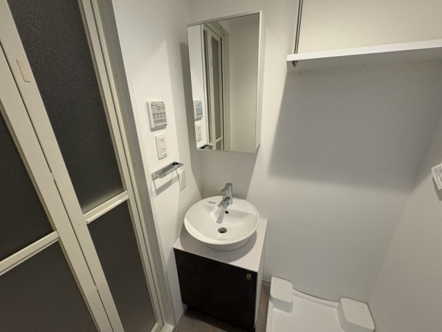 SOLASIA residence 千里丘の洗面所