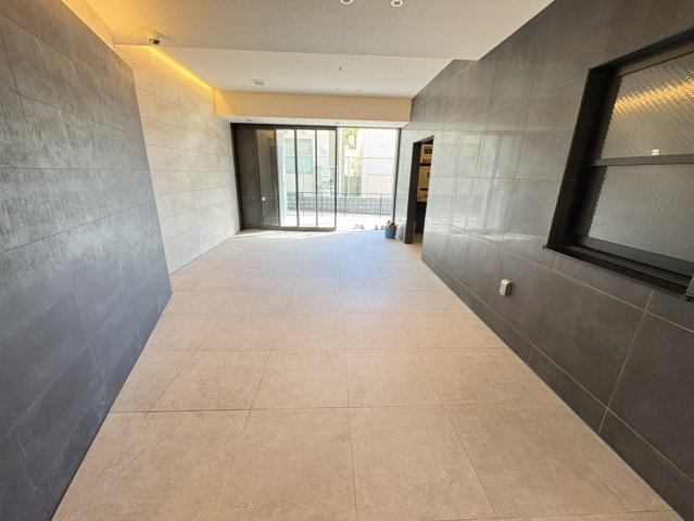 SOLASIA residence 千里丘のロビー