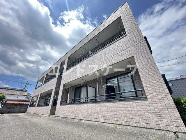 すとりーむ城東の外観|高崎、前橋のお部屋探しはエンドスケープまで！お客様の理想お聞かせ下さい♪