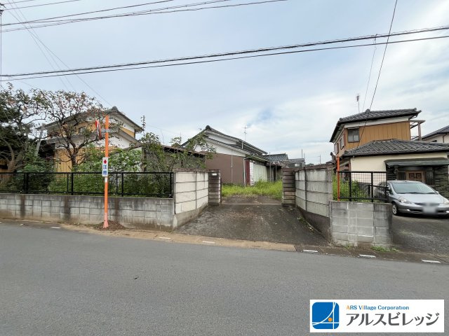 中古／熊谷市小八林の前面道路含む現地写真|2026年9月撮影