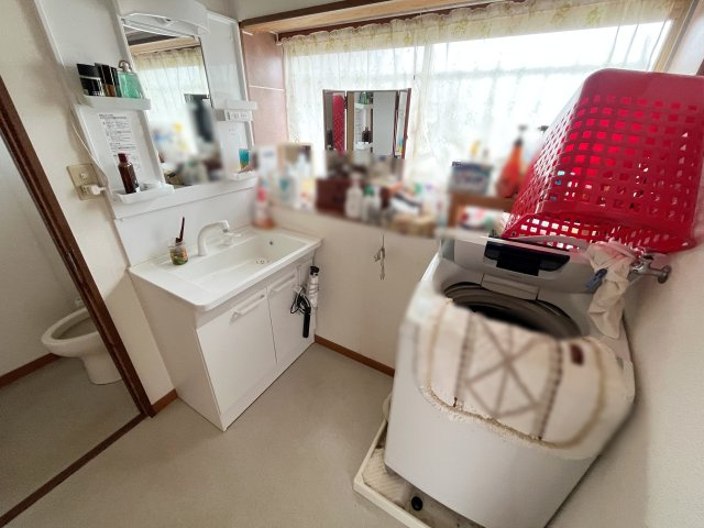 中古／熊谷市小八林の洗面所