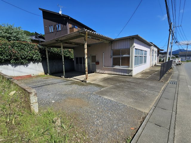 西飯岡倉庫