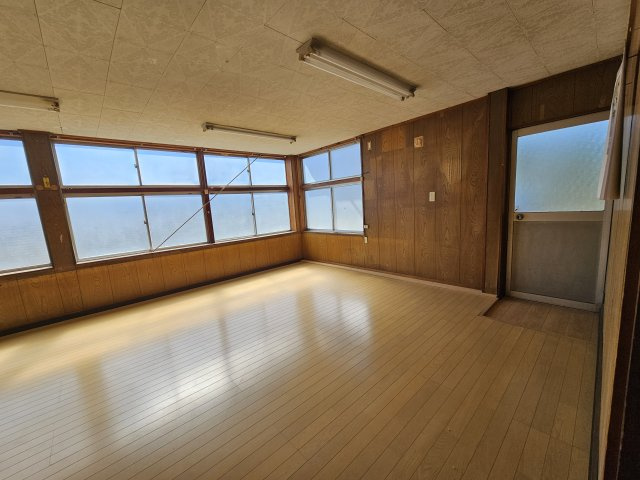 西飯岡倉庫の内装|中はこのようになっています