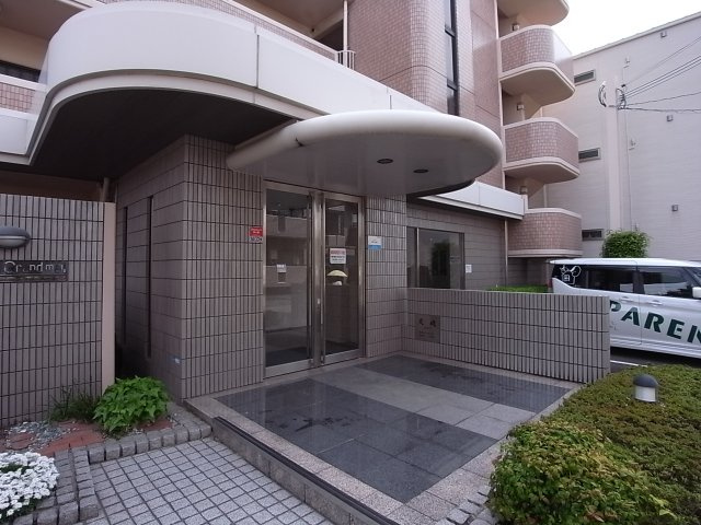 マンショングランメールのロビー