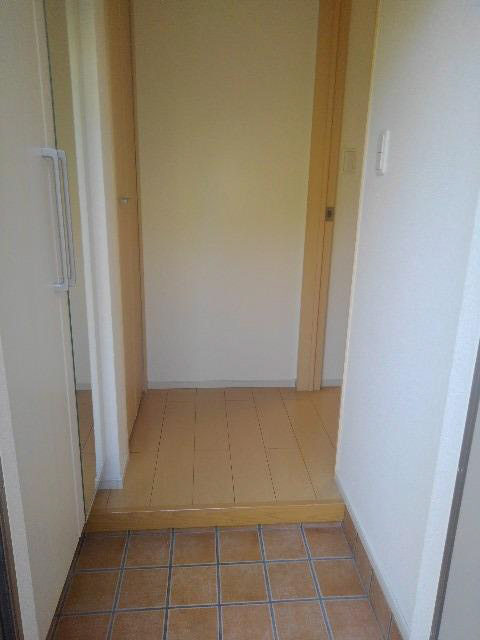 ミルト諸福の玄関