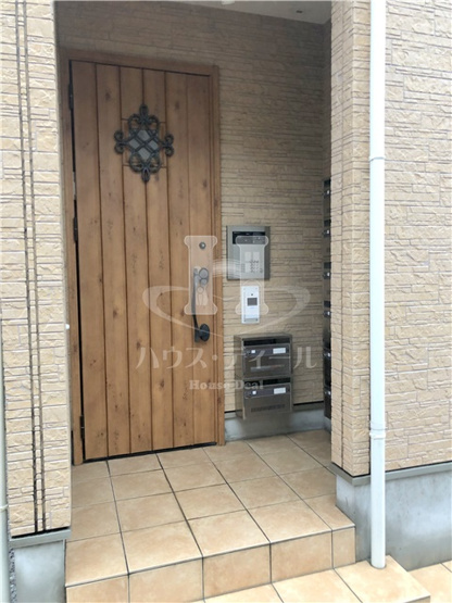 【エントランス】 | アメリカンリバティー本蓮沼 | エントランスです
