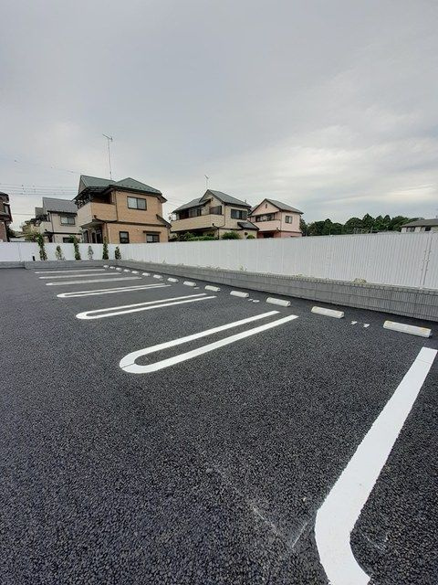 アンジュの駐車場