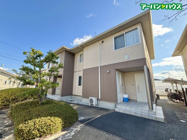 ブリーゼ・モール B棟の外観