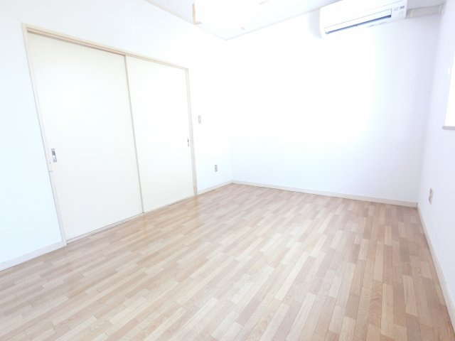 【洋室】 | 旭ルーミー成田　2号館