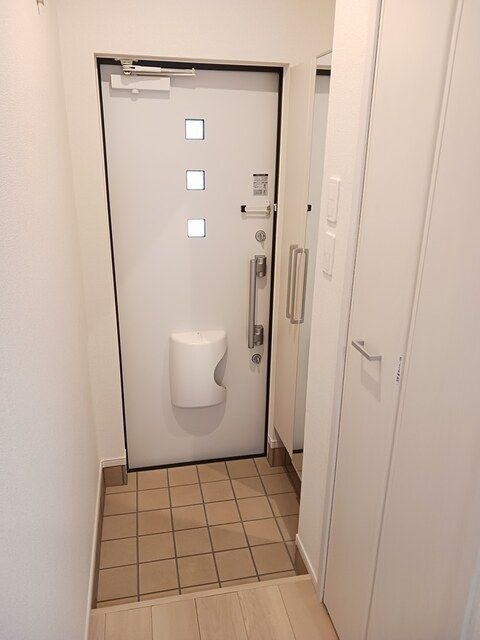 エスポルトⅢの玄関