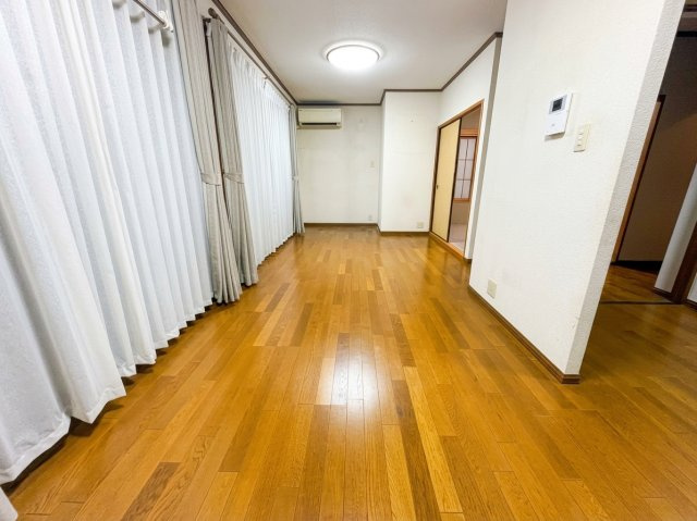 神戸市西区王塚台3丁目　戸建の居間・リビング
