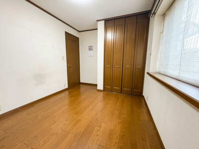 神戸市西区王塚台3丁目　戸建の洋室