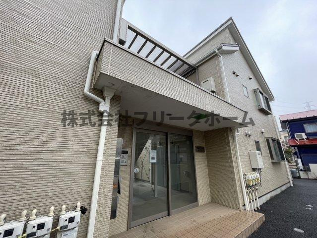 三鷹台マンションの外観