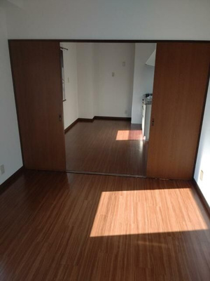 【内装】 | キャラット内田