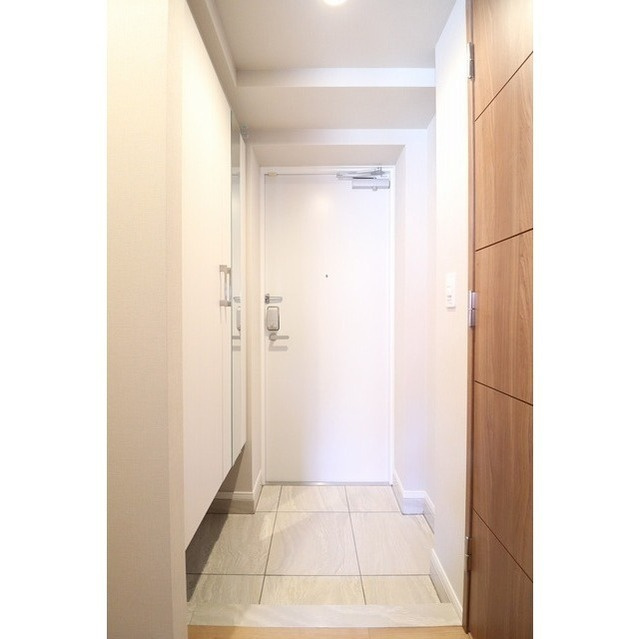 La Douceur巣鴨Eastの玄関