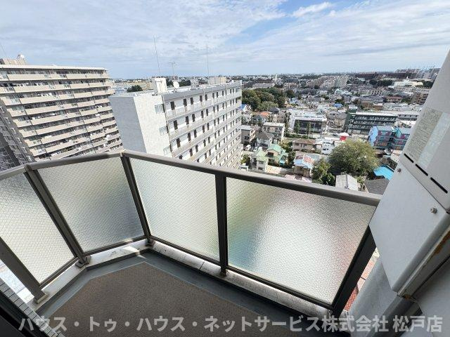 第17シントウキョウビルのバルコニー