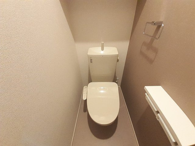 椿のトイレ