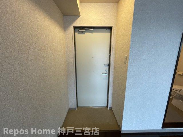 サンステージ神戸大倉山の玄関